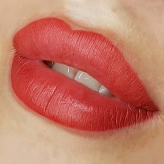 lip shading شیدینگ لب